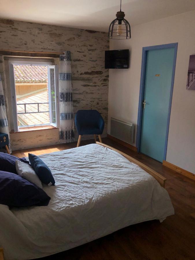 Chambre D'Hotes La Jonchere ليزيربييه المظهر الخارجي الصورة