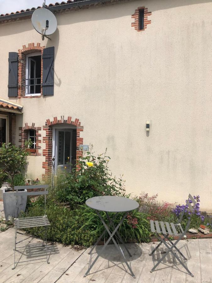 Chambre D'Hotes La Jonchere ليزيربييه المظهر الخارجي الصورة